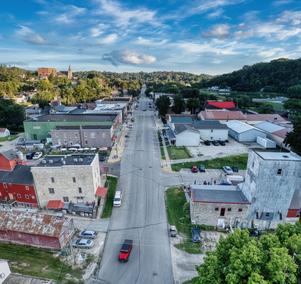Pieces About A Small Indiana Factory Town, 1861-1984 (Samuel C. Hasler)